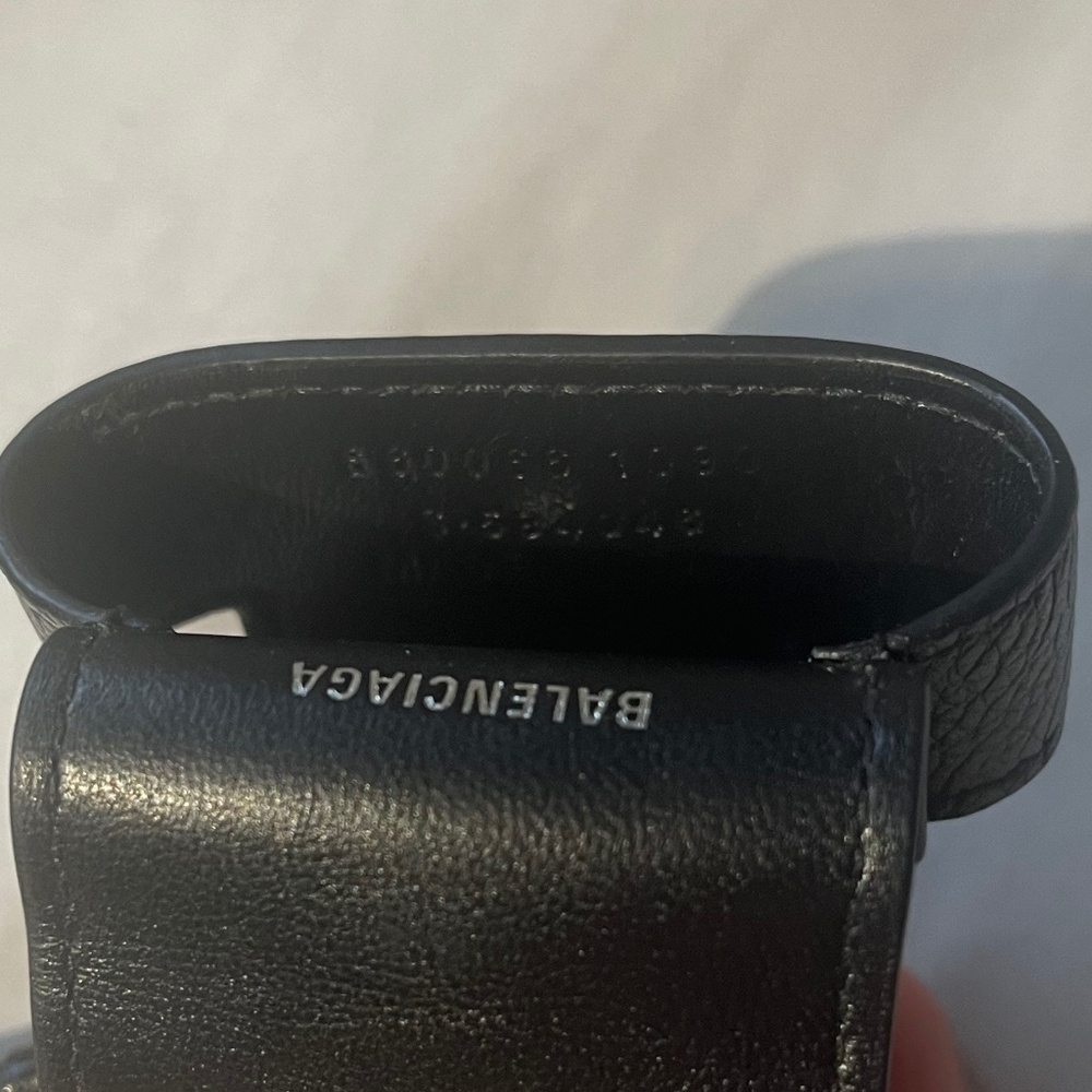 Balenciaga Large EarPods Pro Case Black Logo Leather Holder with Lanyard - Picture 7 of 12